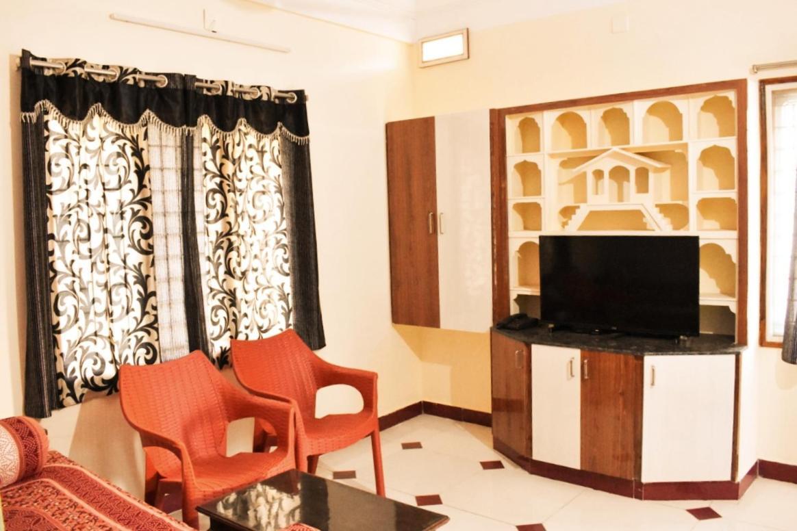 Sannidhi Service Apartments Tirupati Luaran gambar